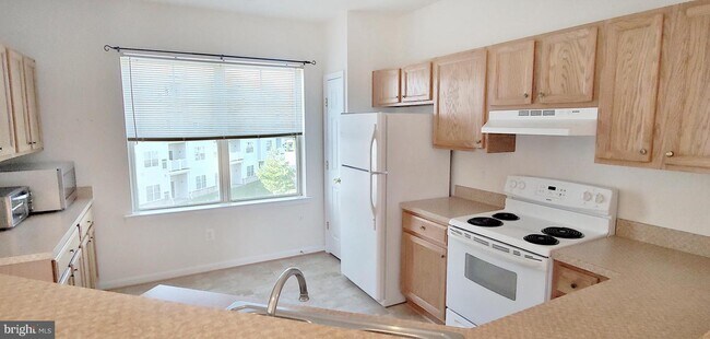 Foto del edificio - 23580 FDR Blvd