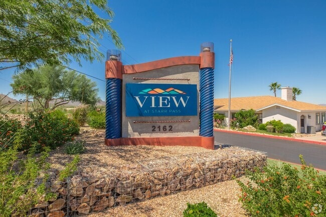 Sign - View at Starr Pass