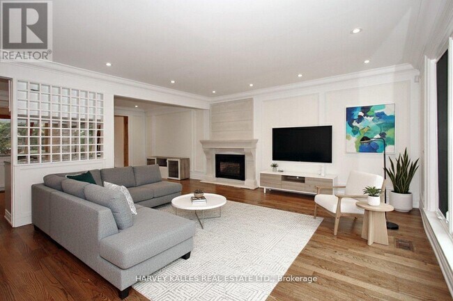 Photo du bâtiment - 140 Wedgewood Dr