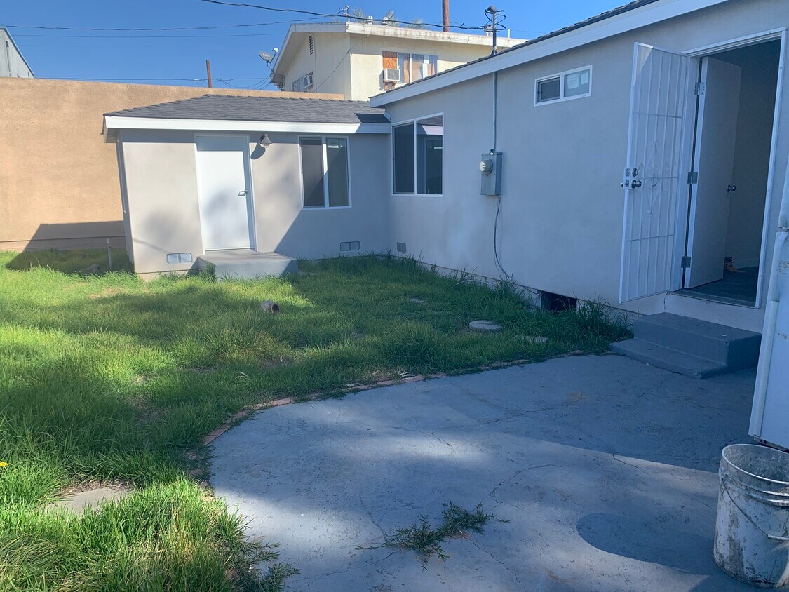 3513 Travis Ave, Commerce, CA 90040 House Rental in Commerce, CA