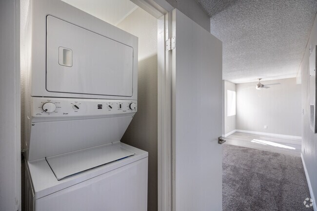 2 habitaciones, 2 baños, 1040 pies cuadrados, lavadora y secadora - The Bellevue Apartments