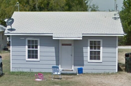 Primary Photo - 598 2nd St