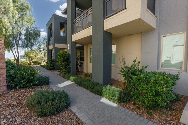 Building Photo - 11272 Gravitation Dr