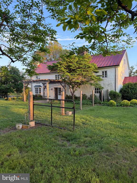 Building Photo - 22637 Willisville Rd