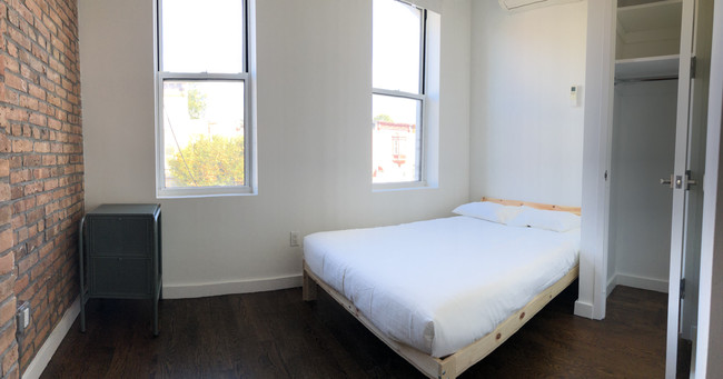 Foto del edificio - Bushwick - NEW CONSTRUCTION! (Shared rooms)