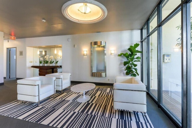 Foto del edificio - 2400 Presidential Way