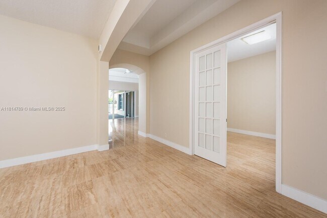 Foto del edificio - 1737 Harbor View Cir