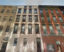 Building Photo - 409 1st St