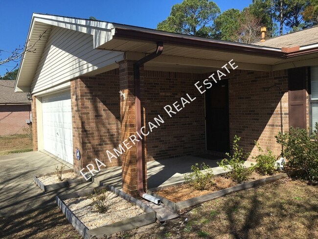 Foto del edificio - 1053 Quail Hollow Dr