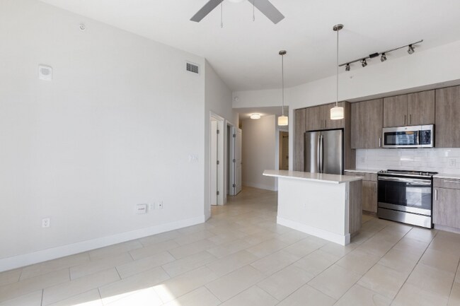 Building Photo - 2700 Biscayne Blvd