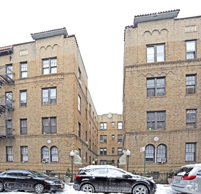 Building Photo - 14025 Ash Ave