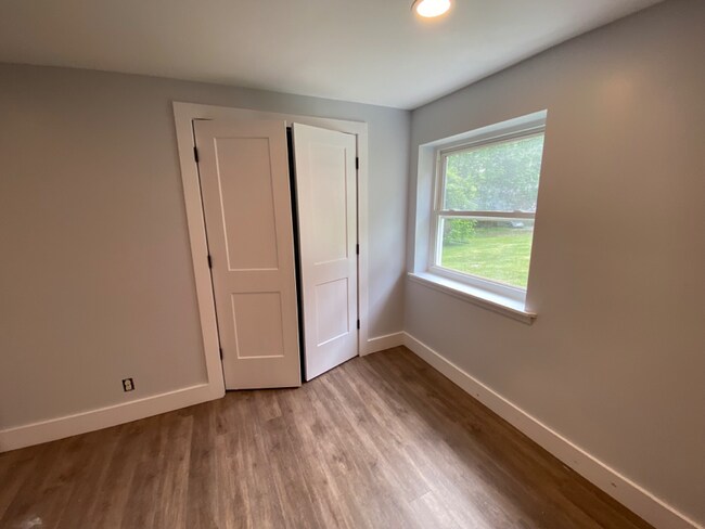 Building Photo - 5170 Hilson Rd
