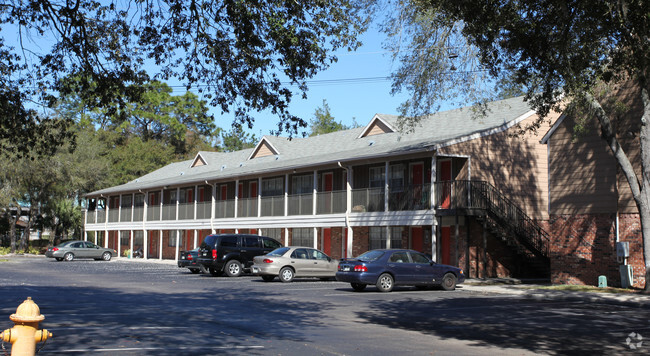 Foto del edificio - University Place Apartments