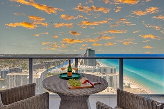 Building Photo - 4111 S Ocean Dr