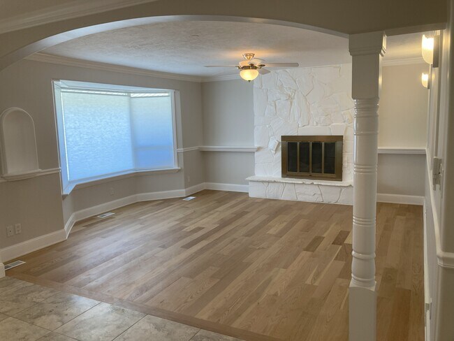 Building Photo - 657 W 630 S St