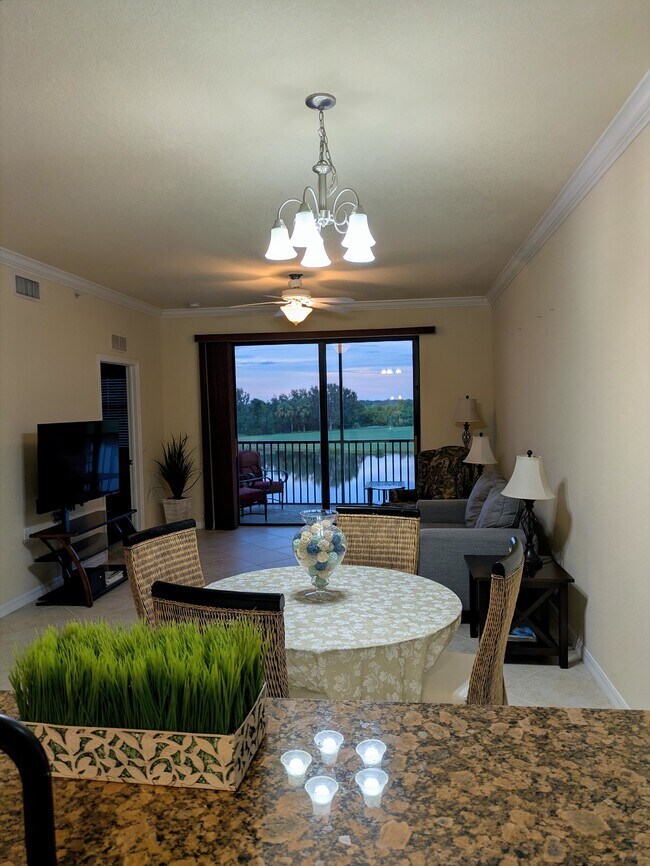 Foto del edificio - 7015 River Hammock Dr