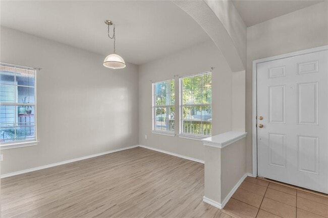 Building Photo - 11605 Lapoynor St