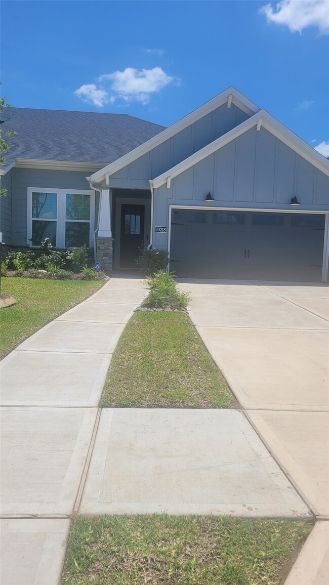 Building Photo - 10110 Water Harbor Dr