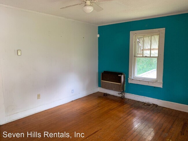 Building Photo - 3 br, 1 bath House - 28 Gibbons Street