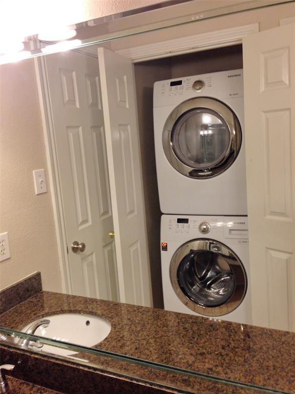 Foto del edificio - 2255 Braeswood Park Dr