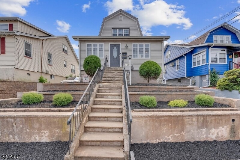 634 Self Master Pkwy, Union, NJ 07083 House Rental in Union, NJ
