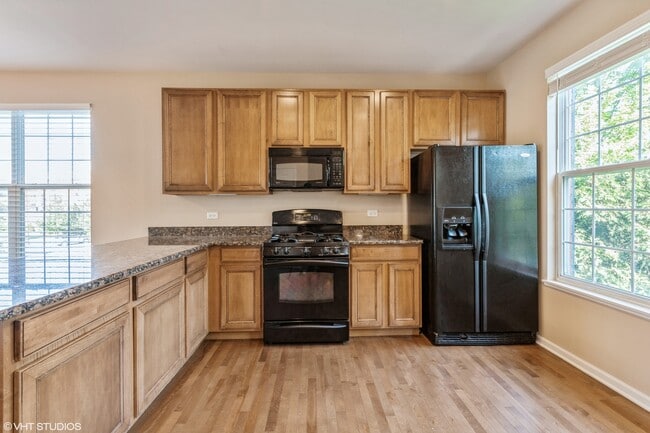 Building Photo - 4201 Drexel Ave