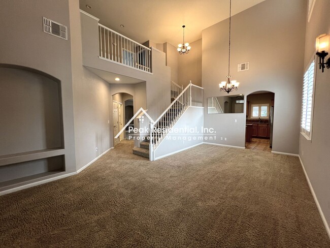 Foto del edificio - Wonderful 4bd/2.5ba North Natomas Home!