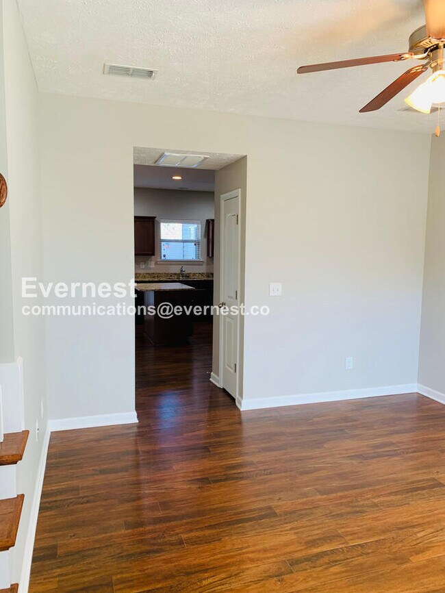 Building Photo - 4159 Saddlecreek Wy