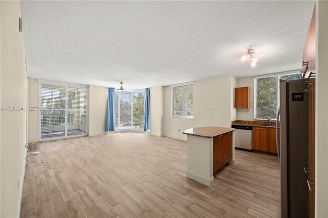 Foto del edificio - 510 NW 84th Ave