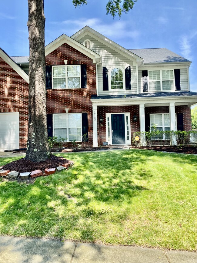 Building Photo - 10102 Glenburn Ln