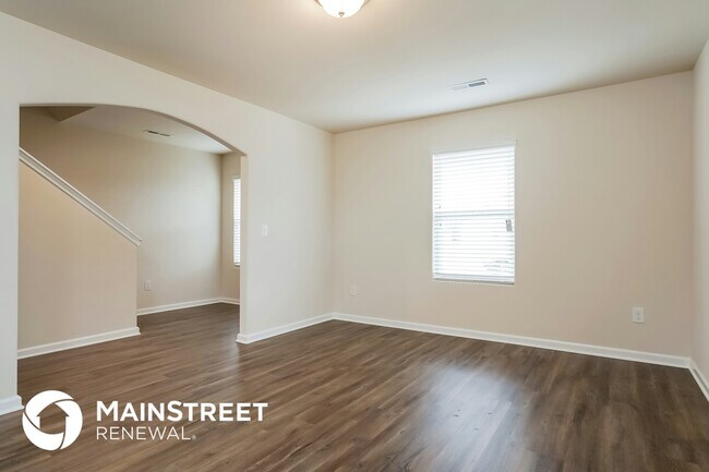 Foto del edificio - 328 Iron Horse Ln