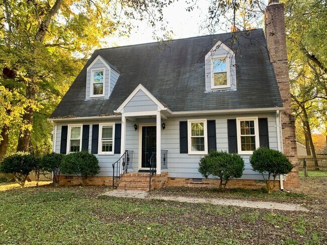 Building Photo - 12323 Deerhurst Dr