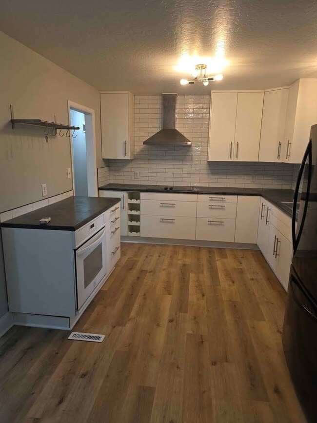 Foto del edificio - 14216 E 37th Terrace S