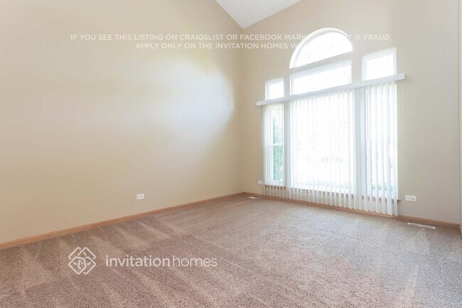 Foto del edificio - 322 Clarewood Cir