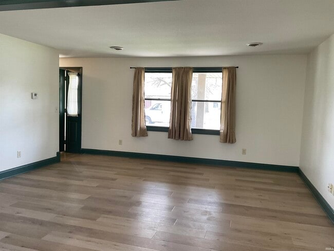 Foto del edificio - 5425 Hewitt Ln