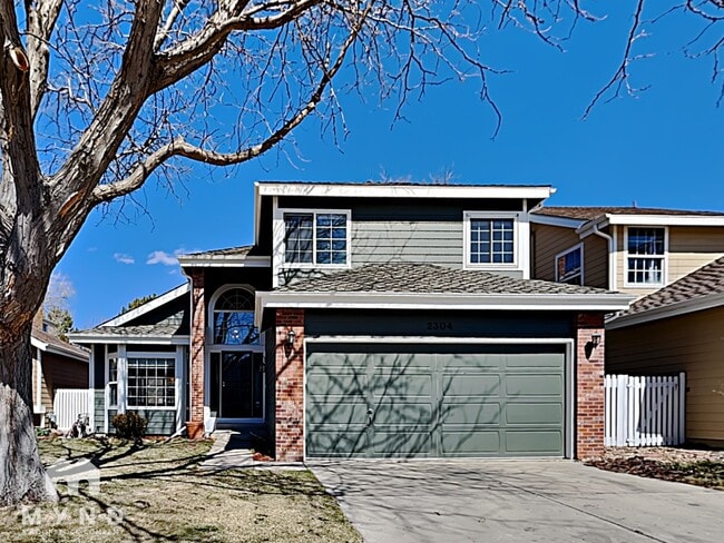 Building Photo - 2304 S Gray Dr