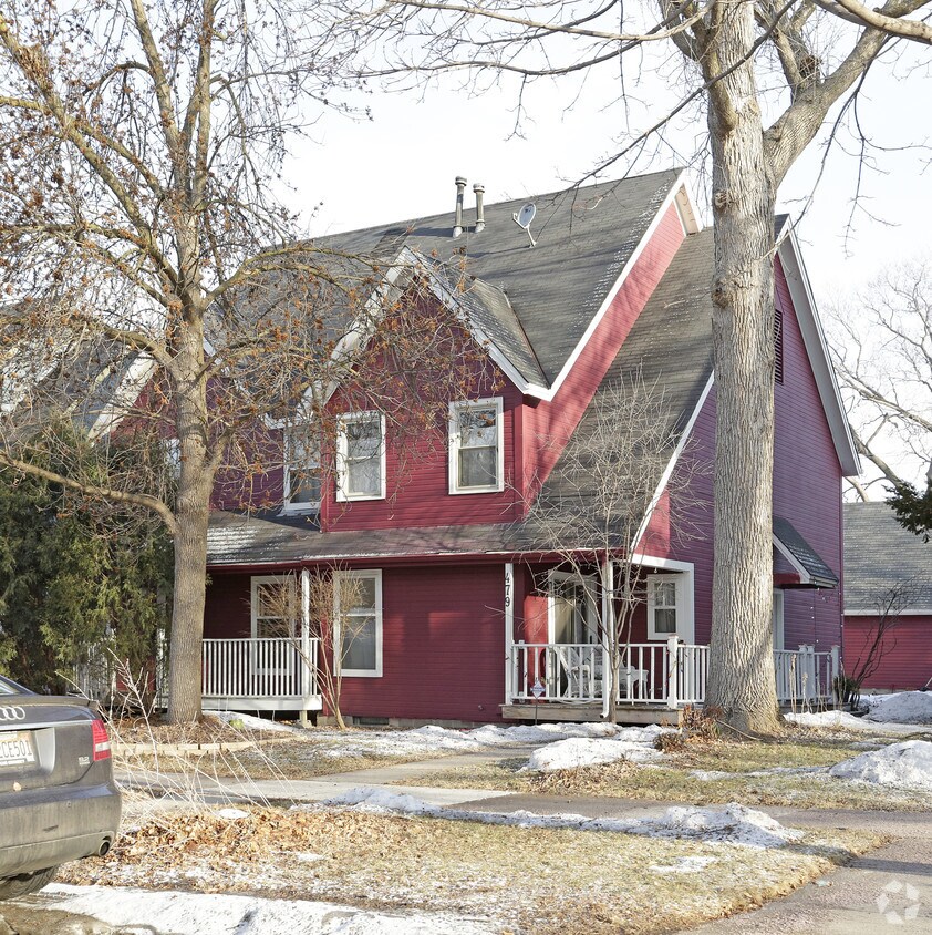 Foto del edificio - 479-481 Iglehart Ave