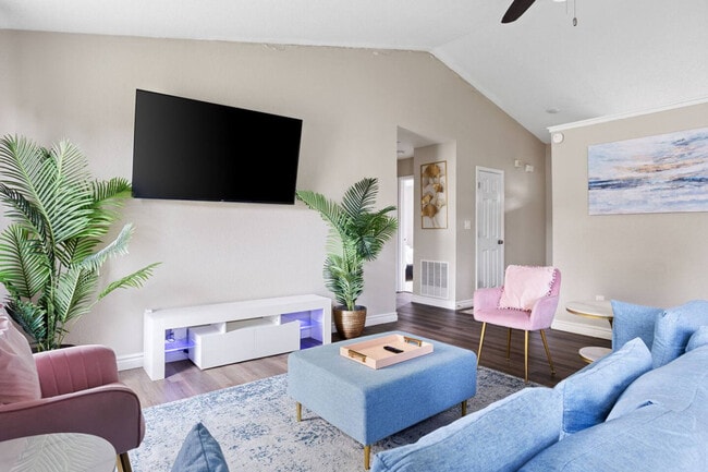 Foto del edificio - 9791 Stonewall Ln