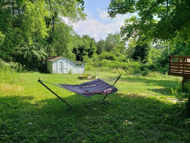 Building Photo - Updated South Knoxville Cottage in the Urb...