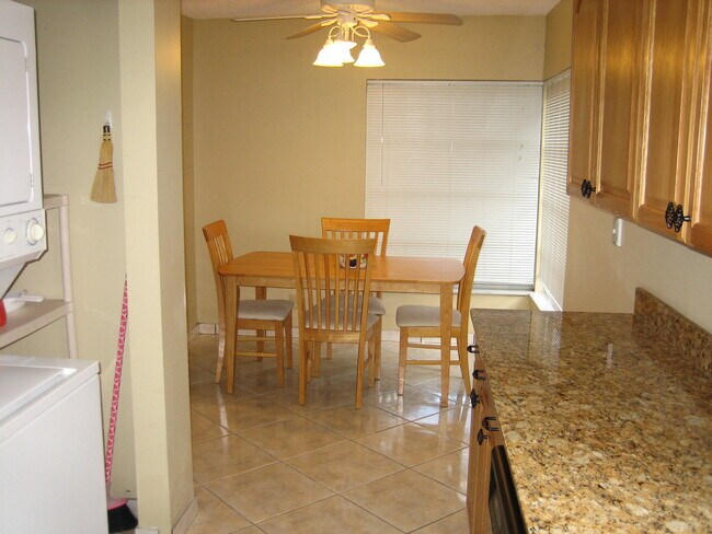Foto del edificio - 13849 Royal Palm Ct