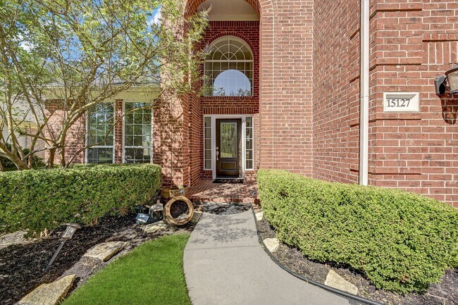 Foto del edificio - 15127 Trumpet Vine Ln