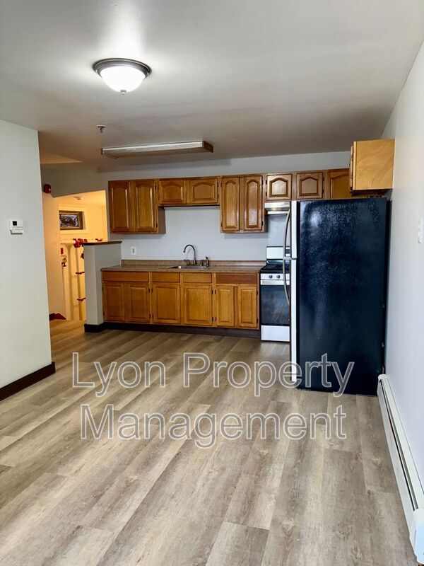 Foto del edificio - 50 Hedley Ave