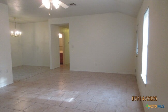 Building Photo - 2606 Edgefield St