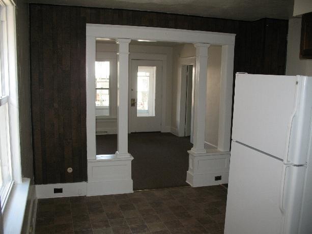 Building Photo - 545 E 22nd St