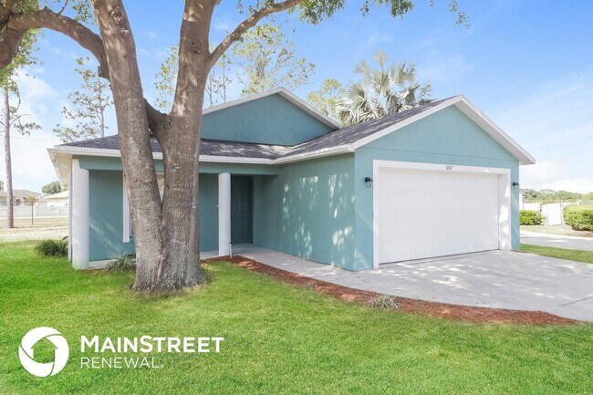 Building Photo - 3207 Grand Pines Dr