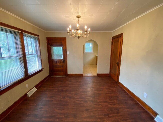 Foto del edificio - Two Bedroom Home on Marland Heights