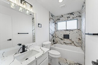 Building Photo - 17527 Hamilwood Dr