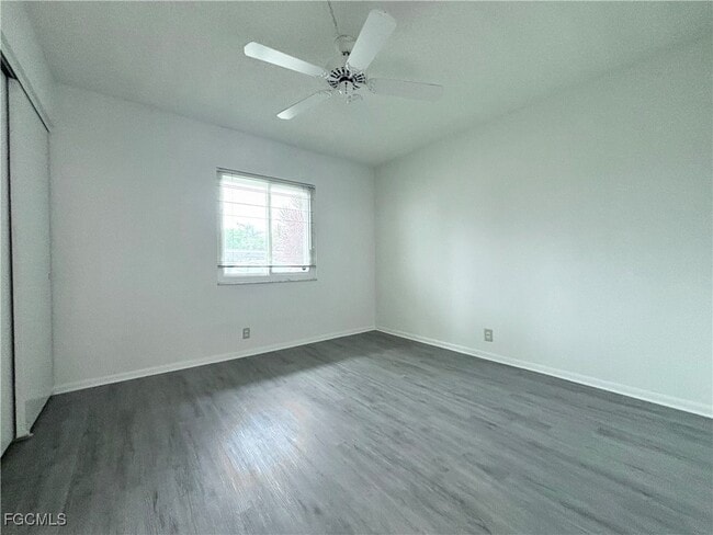 Foto del edificio - 2264 Winkler Ave