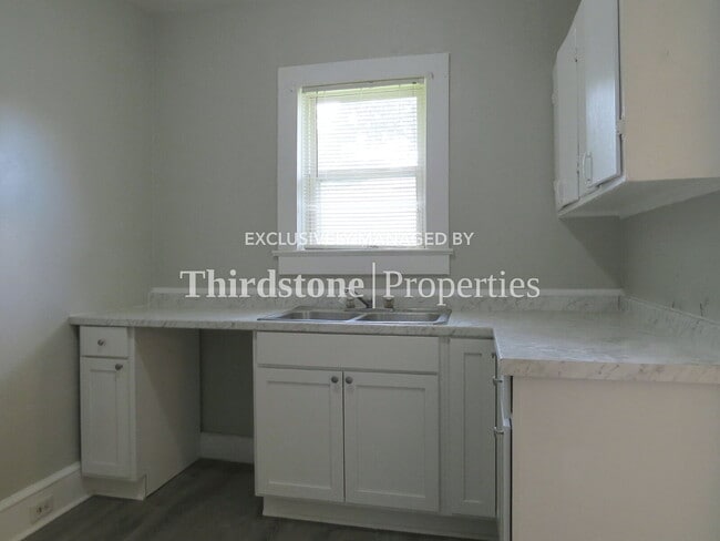 Foto del edificio - 2899 Dignan St