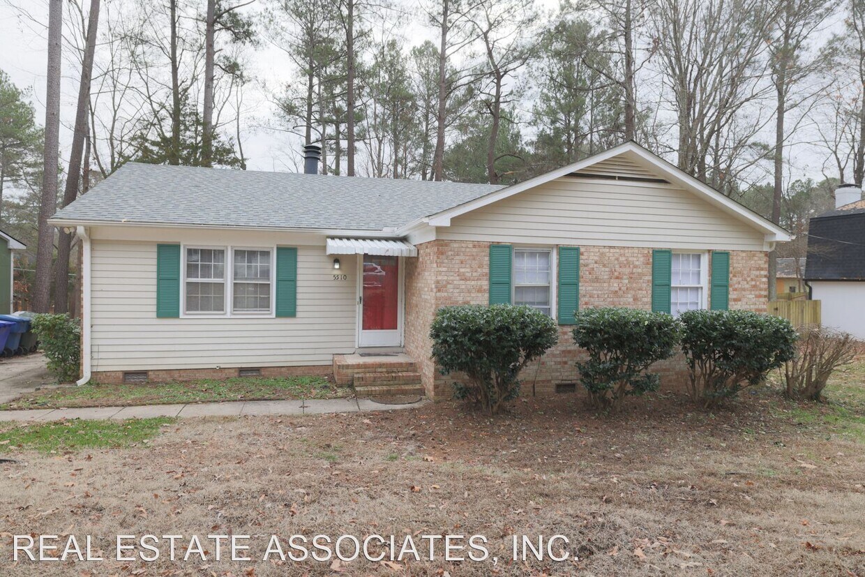 Foto principal - 3 br, 2 bath House - 5510 McCormick Road